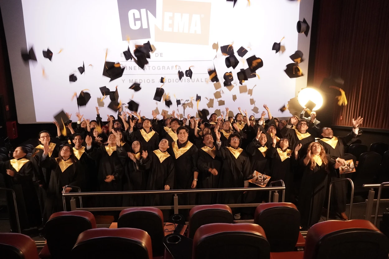 GRADUADOS DE CINEMA